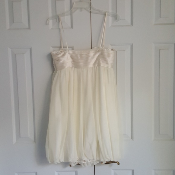 Calvin Klein | White Bubble Hem Dress - Picture 4 of 7